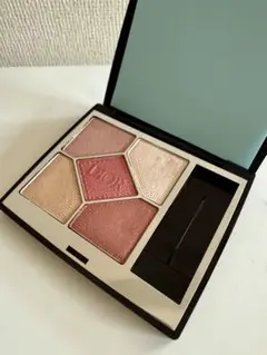 【美品】Dior サンク クルール クチュール 923 ポプリンピーチのサムネイル