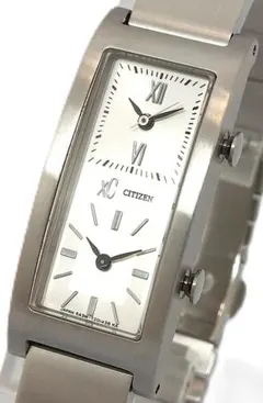 【美品】CITIZEN xC ソーラー　デュアルタイム　腕時計　ダブルフェイス シチズン クロスシー』2つの時間が瞬時にわかる！ 美しさも