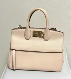 SALVATORE FERRAGAMO STUDIO ピンク　スタジオバッグのサムネイル