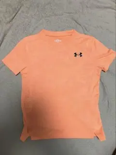 【美品】アンダーアーマー YSM 130cm オレンジ ヒートギア 半袖Tシャツ