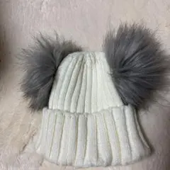 ベビーファー付きホワイトニット帽ZARA