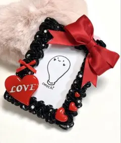 ホイップデコトレカケース　真っ赤なリボンとブラックホイップLOVE4