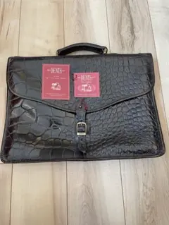 Item thumbnail for item 3d04e05d-a1f6-4f9f-b06a-7518f4bc0bfc