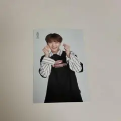 SEVENTEEN 2018 コンサートカードセット LIVE/EVENT | SEVENTEEN Japan official site