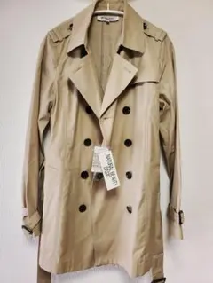 【未使用】ナチュラルビューティーベーシック　トレンチコート