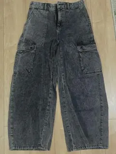 GU バレルレッグカーゴジーンズ　グレー