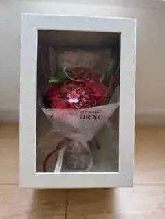 花束 クマ付き ギフトボ　造花バラ　ギフト LED ライト