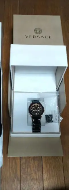 新品電池/VERSACE 腕時計 ボーイズ メデューサ ゴールド 付属品 稼働