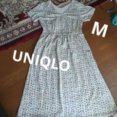 UNIQLO　ポール＆ジョー花柄Vネック半袖ストレッチコットンフレアワンピース