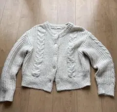 クリーム色 ケーブル編み ニットカーディガン