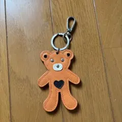 クマ キーホルダー チャーム オレンジ