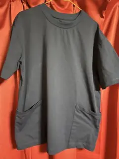 Tシャツ　半袖　洋服の青山