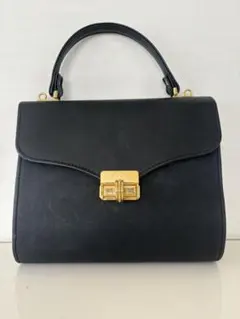 ブラックレザー ハンドバッグ ゴールド金具 - メルカリ