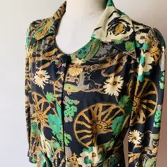 昭和レトロ　花柄ひざ丈ワンピース 長袖 ベルト付き