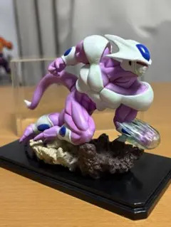 ドラゴンボール アクションポーズ フィギュア クウラ 最終形態