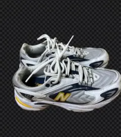 New Balance 725 スニーカー