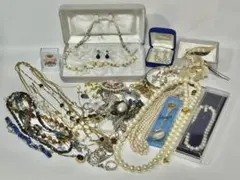 k*n様 【実家整理】アクセサリー 大量 まとめ売り 真贋不明 イミテーション