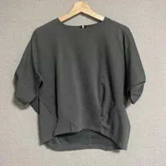 AZUL 半袖 Tシャツ(バックジッパー付き) FREE SIZEのサムネイル