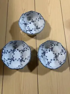 花柄波型陶器ボウル3個セット