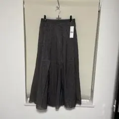 GU ロングフレアースカート