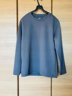 新品　PUMA グレー 長袖カットソー　Ｌ