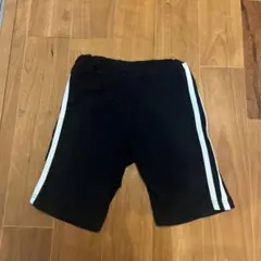 120cm ハーフパンツ　半ズボン　ラインパンツ