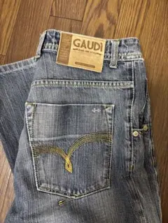 GAUDI ブルーストレートデニム　ボタンフライ32インチのサムネイル