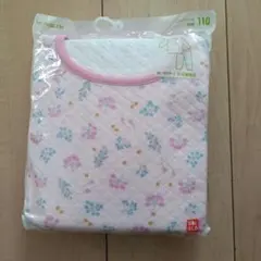 【新品未使用】ユニクロ キルトパジャマ 110　花柄