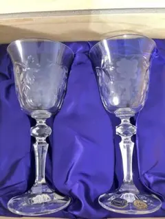 新品　未使用　ボヘミアングラス　ペアグラス　箱付き