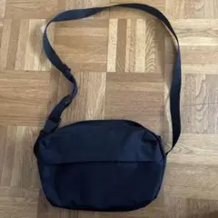 MUJI 無印良品 ブラックバッグのサムネイル