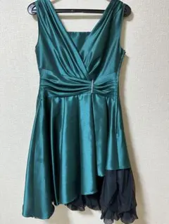 フォーマルワンピース