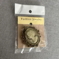 Item thumbnail for item c6cdc2b5-8562-4835-b20e-f0dcf0f2baad