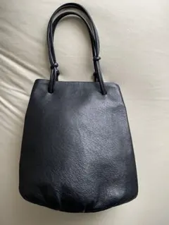 Item thumbnail for item cf6e767c-f984-441f-a26f-32846de3a14d