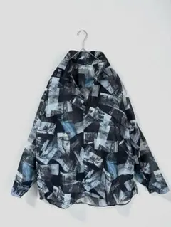 美品【A+TOKYO】シアーシャツ　オーバーサイズ　総柄　シースルー素材のサムネイル