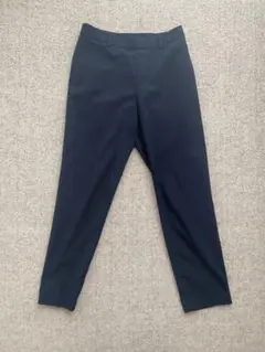 ユニクロ　スマートアンクルパンツ　ネイビー　Mサイズ