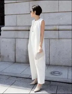 美品★machatt マチャット　タックネックオールインワンのサムネイル
