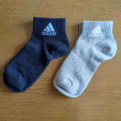 【最終値下げ】新品未使用　adidas ショートソックス 2足セットのサムネイル