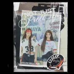 新品未開封 izna Not Just Pretty アルバム ポスターブック③
