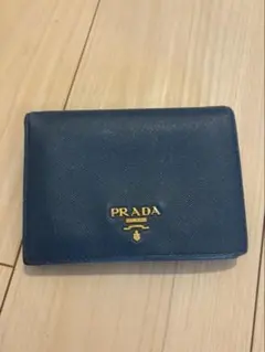 希少✨プラダ 二つ折り財布 キルティング レザー 三角ロゴ ブラック 黒 PRADA プラダ 二つ折り財布 三角ロゴ レザー 黒 ブラック - メルカリ