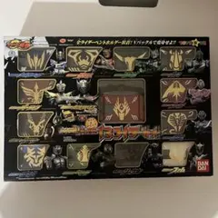 仮面ライダー龍騎 変身ベルトVバックル 13ライダーセット トイザらス限定
