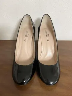 パンプス 黒　ジルスチュアート　エナメル　パンプス　ブラック