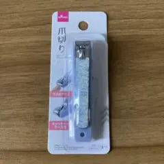 DAISO 爪切り 大きめサイズ キャッチャーケース付 花柄のサムネイル