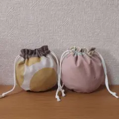 【2点セット価格】ハンドメイド　まんまる巾着袋　巾着袋　小物入れ　ミニ巾着　01