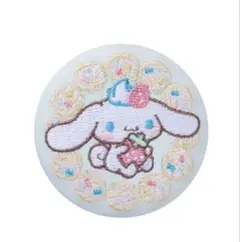 サンリオキャラクターズ 刺繍缶バッジ シナモロール