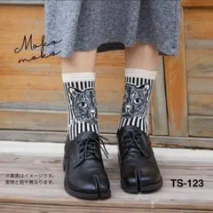 猫ᗢ 足袋 ソックス ネコ ストライプ アシンメトリー コーマ綿 ブラックb9g