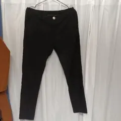 黒パンツ ウエストゴム　ストレッチスキニー