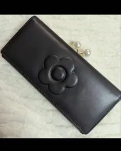 MARY QUANT ブラック 長財布 花モチーフ
