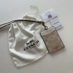 新品未使用　COACH 本革パスケース・定期入れ カードケース　ストラップ付き