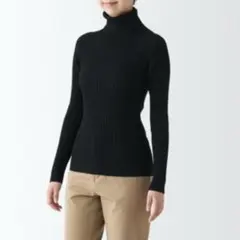 無印良品 首のチクチクを抑えた太リブタートルネック洗えるセーター　黒 XS