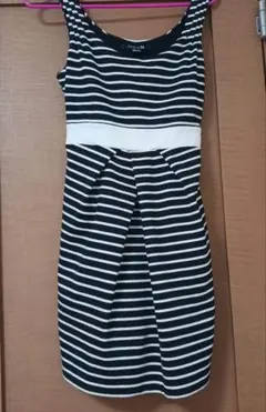白黒ボーダーワンピースS